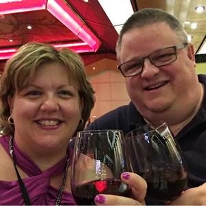 Meet your Posher, Sandi